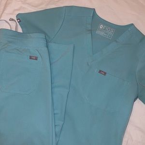 Figs sea glass scrubs